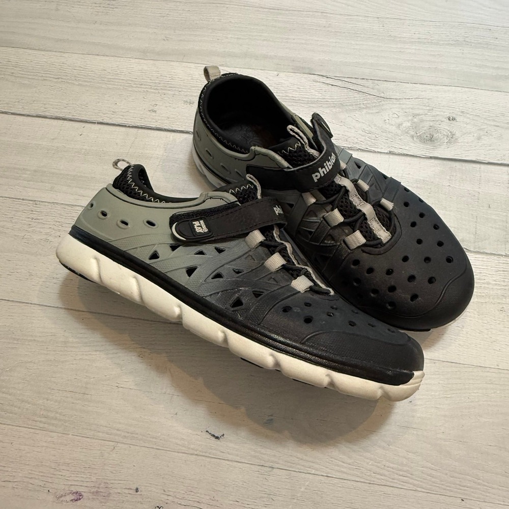 Stride Rite Made2Play Boys Phibian Water Shoe grey big kids size 2